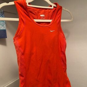 Nike workout top